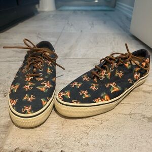 Bass Men’s Hawaiian Girl Boat Shoes, size 11